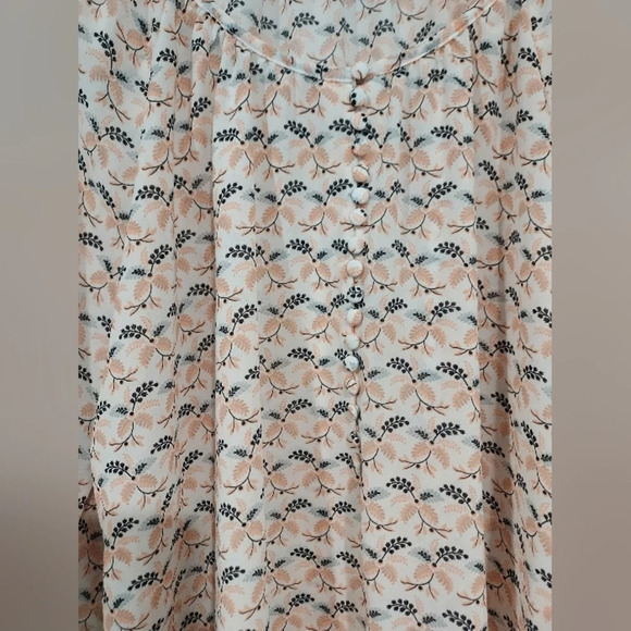 Rose & Olive White, Pink, Gray and Black Print 3/4 Sleeve Blouse in Size 2X - Picture 4 of 12